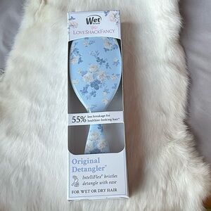 Loveshackfancy x Goody Original Detangler Hair Brush